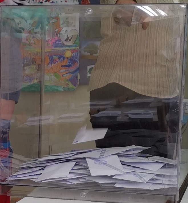 ekloges_01 dimotikes